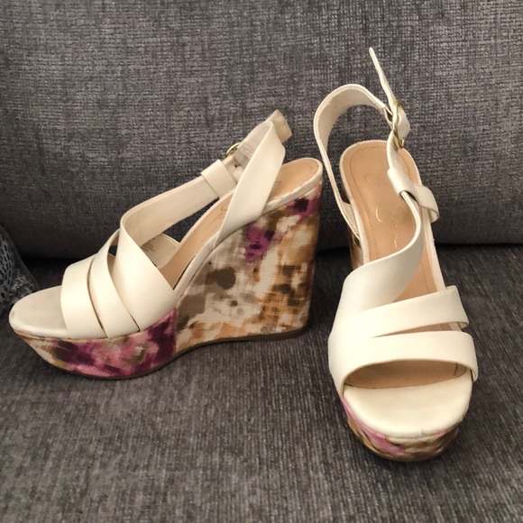 Jessica Simpson Wedges - Picture 2 of 8